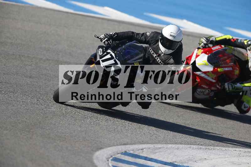 /Archiv-2024/02 29.01.-02.02.2024 Moto Center Thun Jerez/Gruppe schwarz-black/177